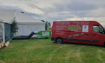 Event marquee heating